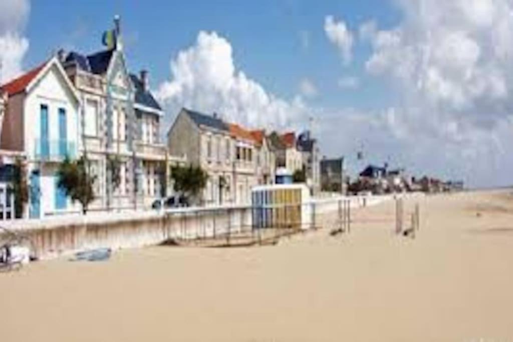 Studio-terrasse 3* Bord De Chatelaillon-Plage